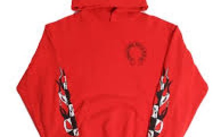 The Iconic Chrome Hearts Hoodie: A Symbol of Luxury Streetwear