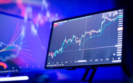 7 Factors to Consider When Choosing a Stock Broker in India
