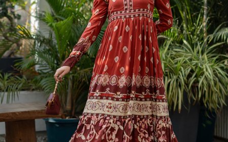 Elegant Midi Dresses for Women – Timeless Style & Luxury