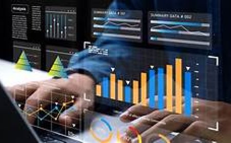 Data Analyst Course vs. Self-Learning: Which Is Right for You?