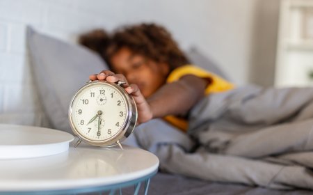 Sleep and Health: What 6 Hours vs 8 Hours Really Does to Your Body