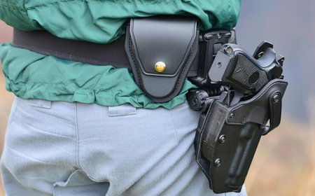 Choosing the Right Leg Pistol Holster and Gas Gun: A Complete Buyer’s Guide