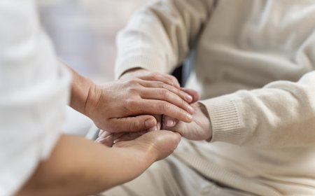 How Home Care Oklahoma City Supports Independent Living for Seniors