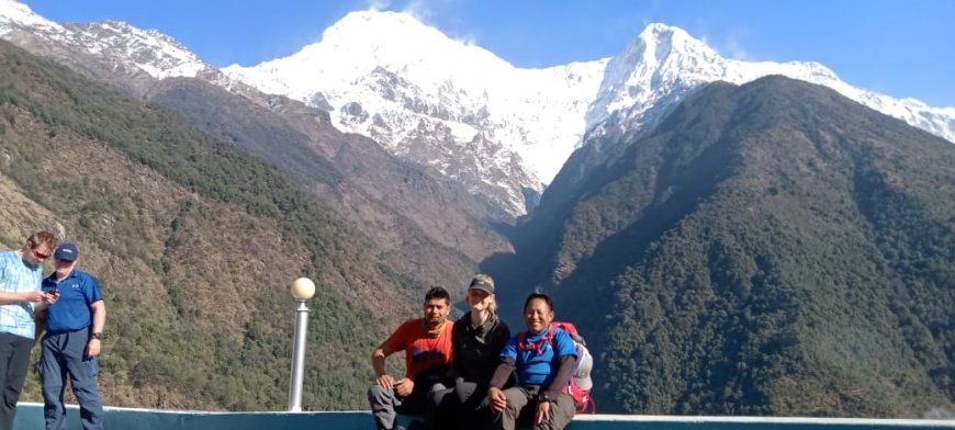 How To Spot Stunning Sunrise Views Hidden In the Annapurna Trail